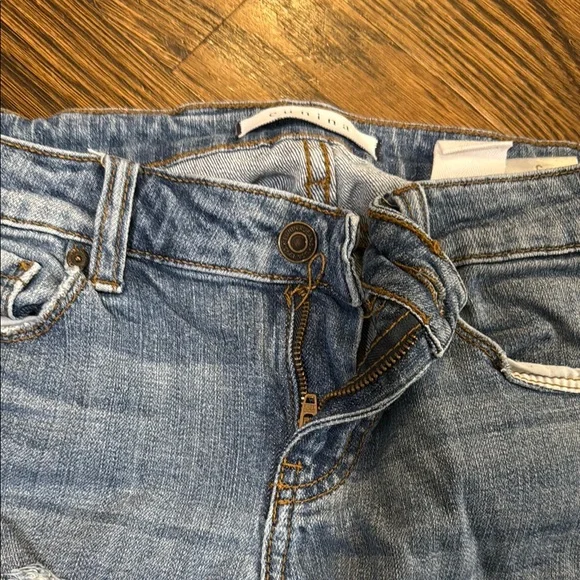 **Eunina Light Blue Distressed Cropped Jeans** - Picture 3 of 4